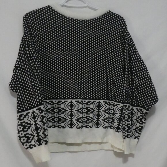 Black and White Patterned Knit Sweater | medium | Ribbed Neck, Bottom & Cuffs - Picture 1 of 15
